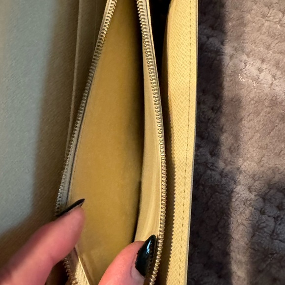 Louis Vuitton Damier Azur Long Wallet with COA - Picture 2 of 9